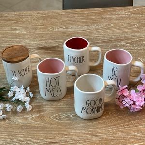Rae dunn mugs set